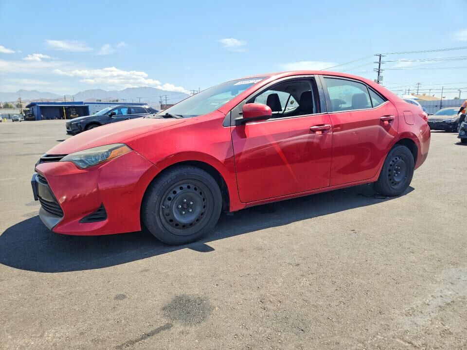 2018 TOYOTA Corolla