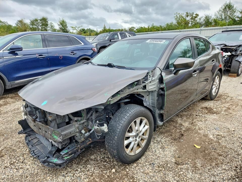 2014 MAZDA Mazda3