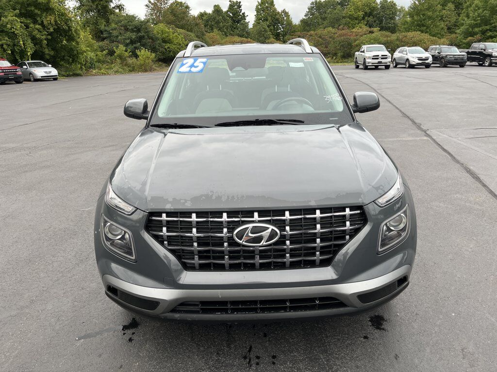 2025 HYUNDAI Venue