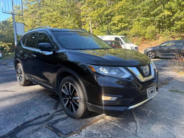 2017 NISSAN Rogue
