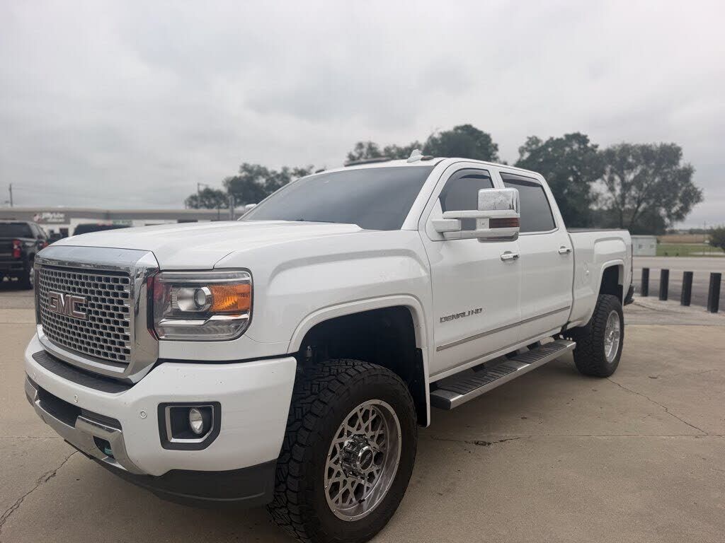 2016 GMC Sierra
