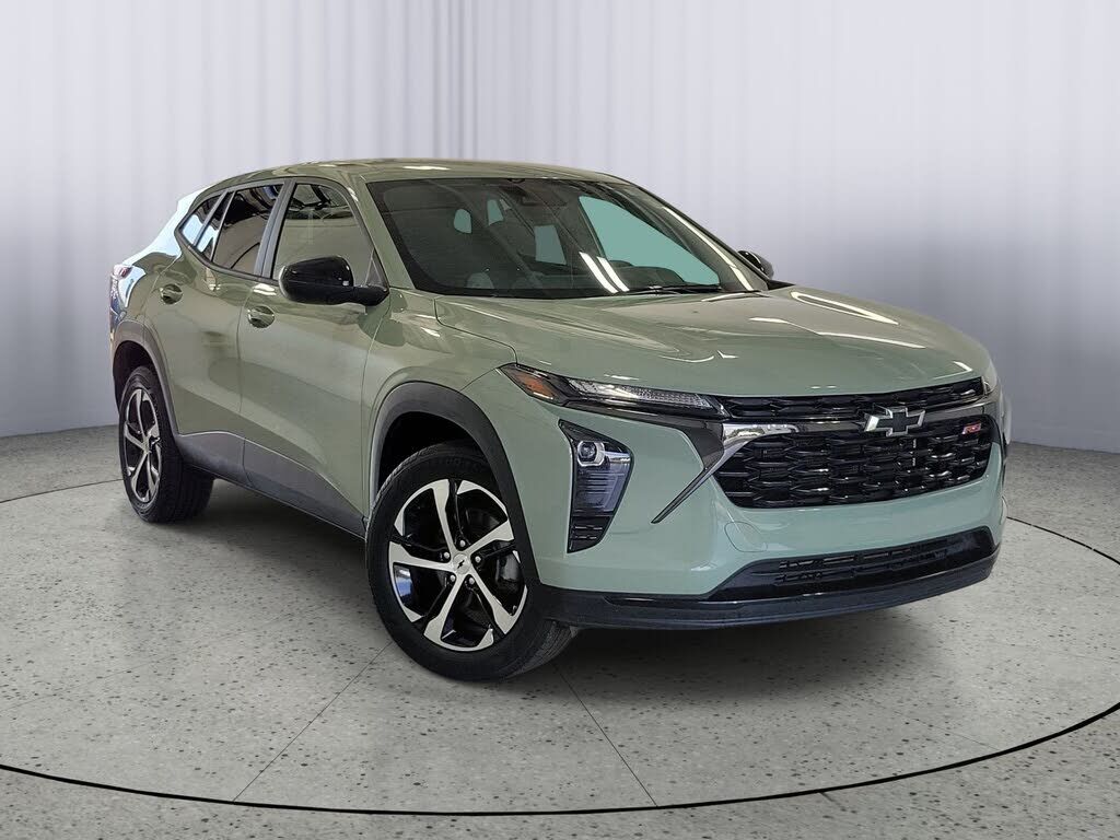 2024 CHEVROLET Trax