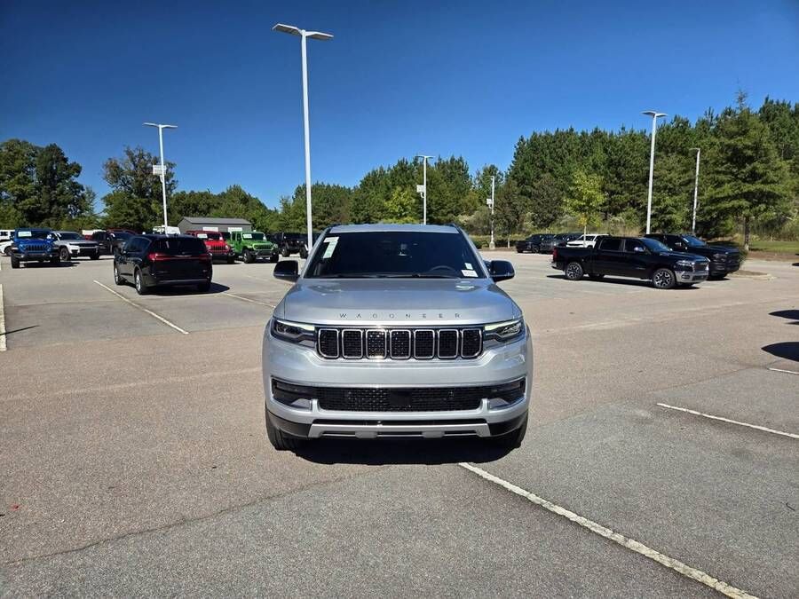 2025 JEEP Wagoneer