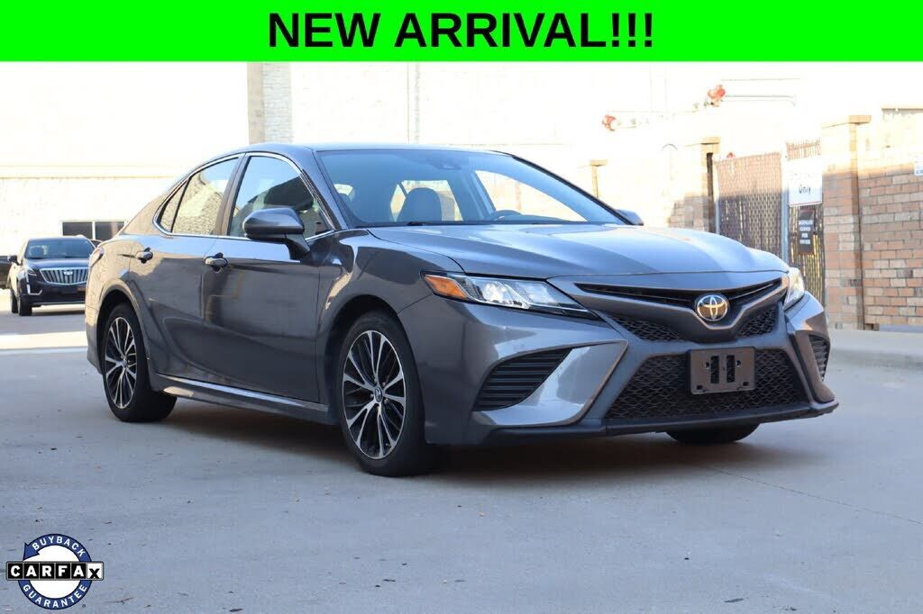 2019 TOYOTA Camry