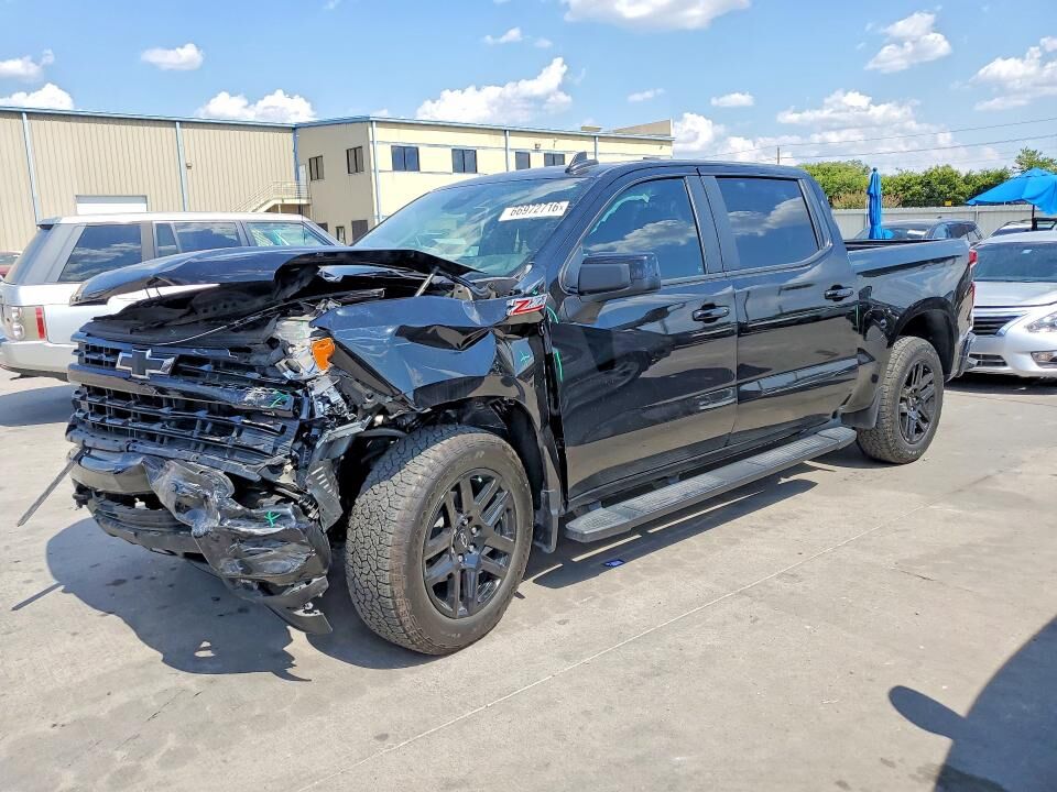 2024 CHEVROLET Silverado