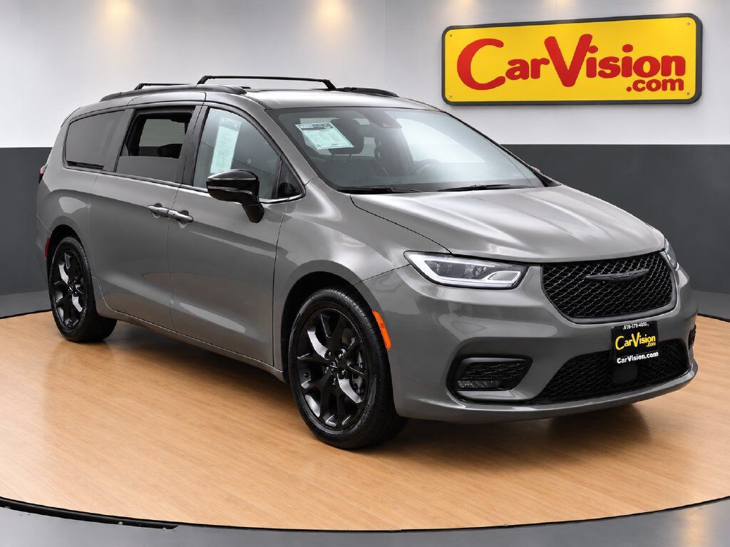 2025 CHRYSLER Pacifica
