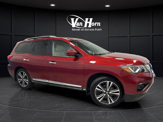 2020 NISSAN Pathfinder