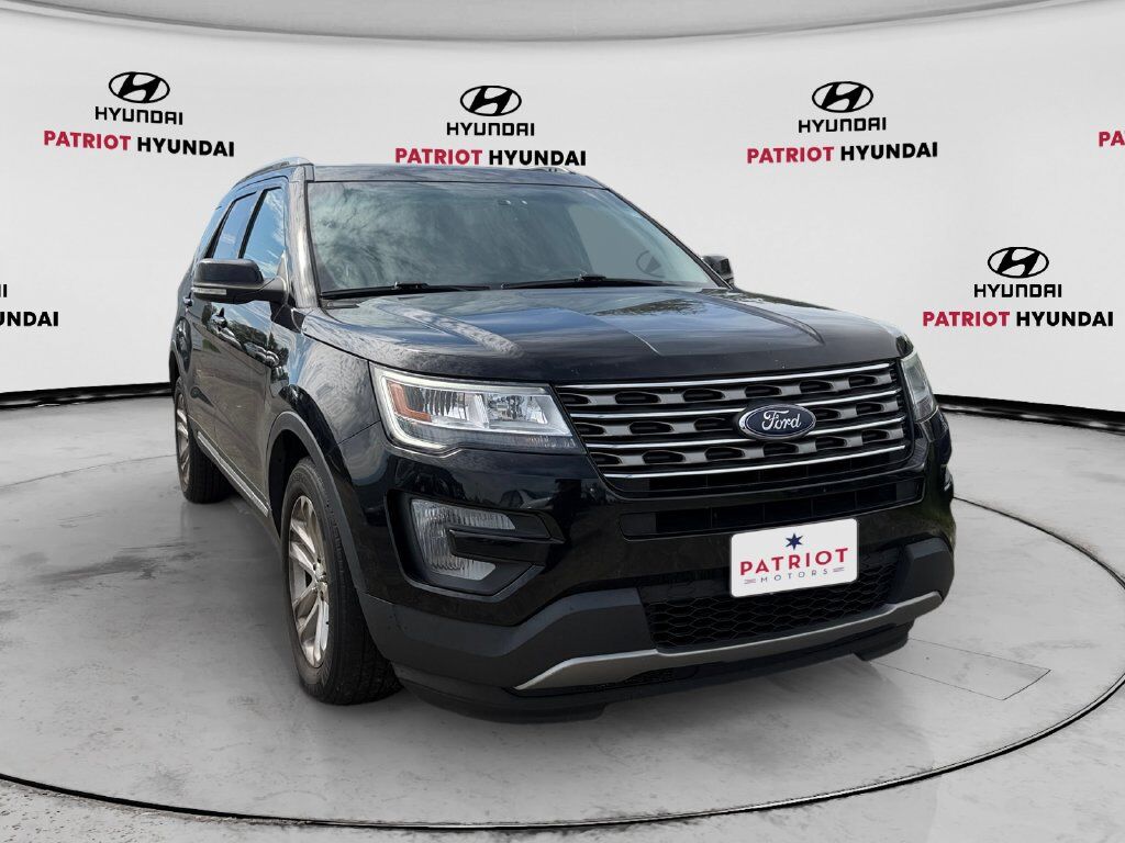 2017 FORD Explorer