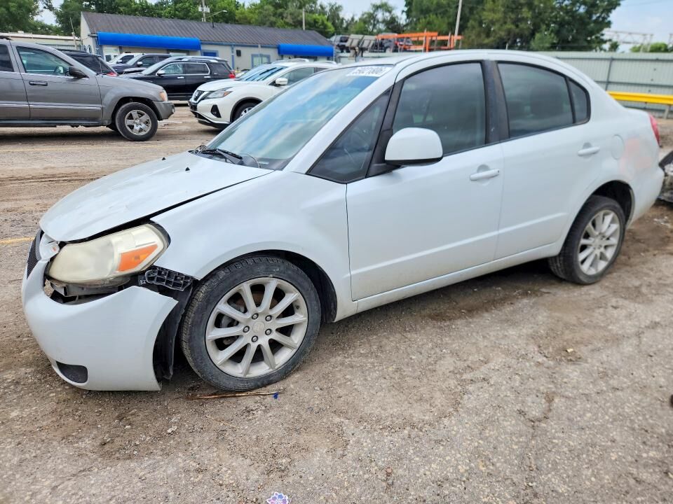 2011 SUZUKI SX4