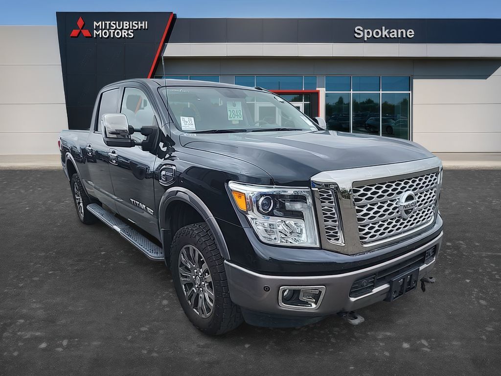 2017 NISSAN Titan