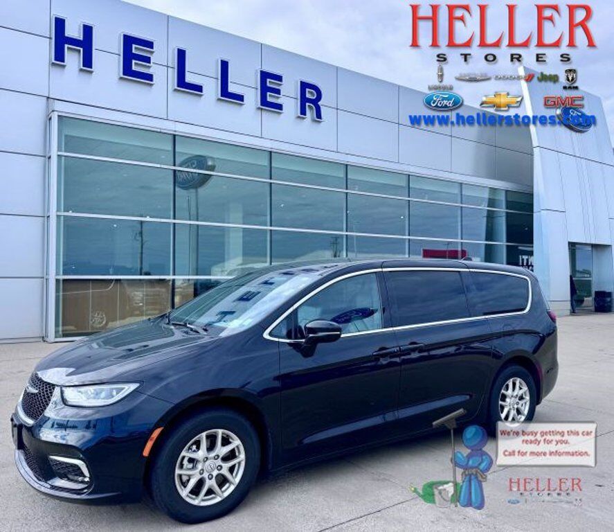2025 CHRYSLER Pacifica