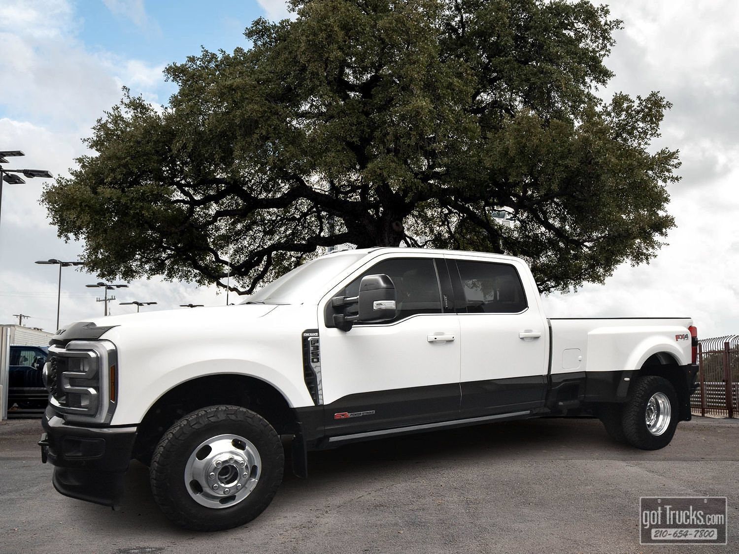 2024 FORD F-350