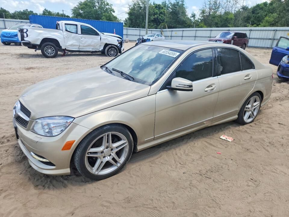 2011 MERCEDES-BENZ C-Class