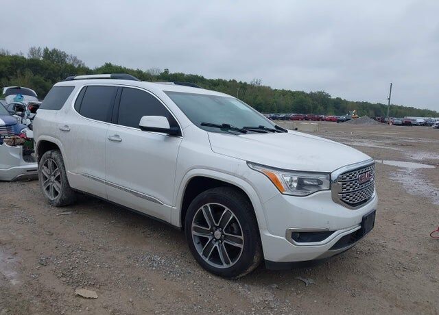2017 GMC Acadia