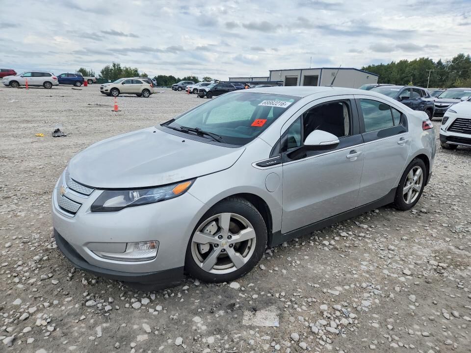 2013 CHEVROLET Volt