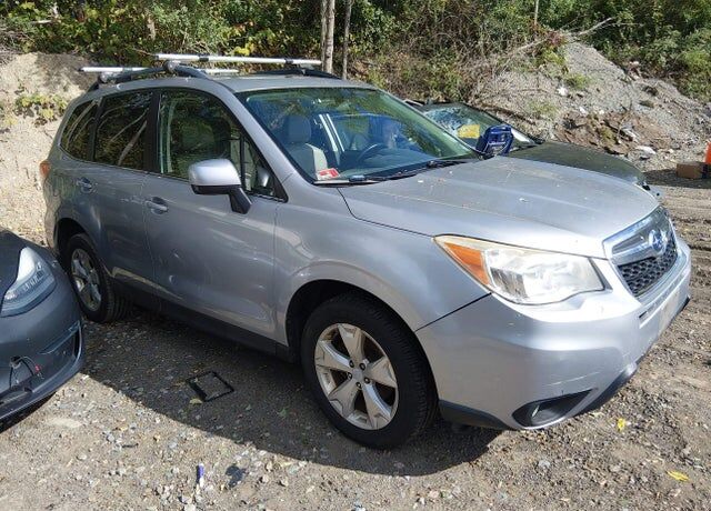 2014 SUBARU Forester