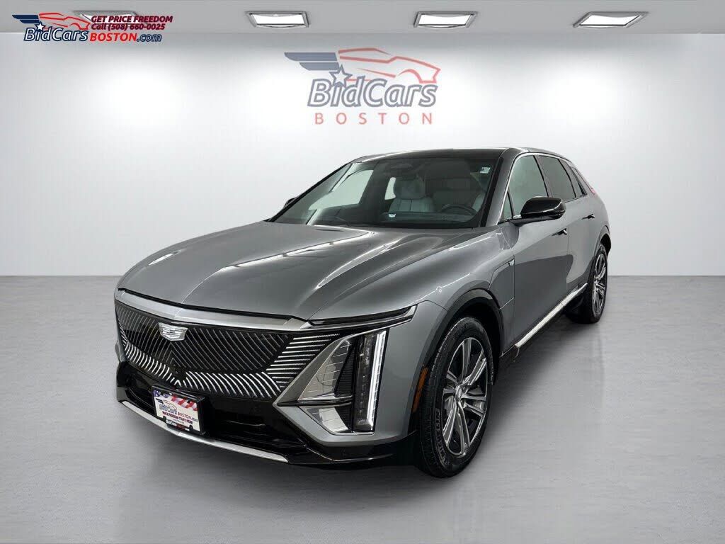 2024 CADILLAC Lyriq