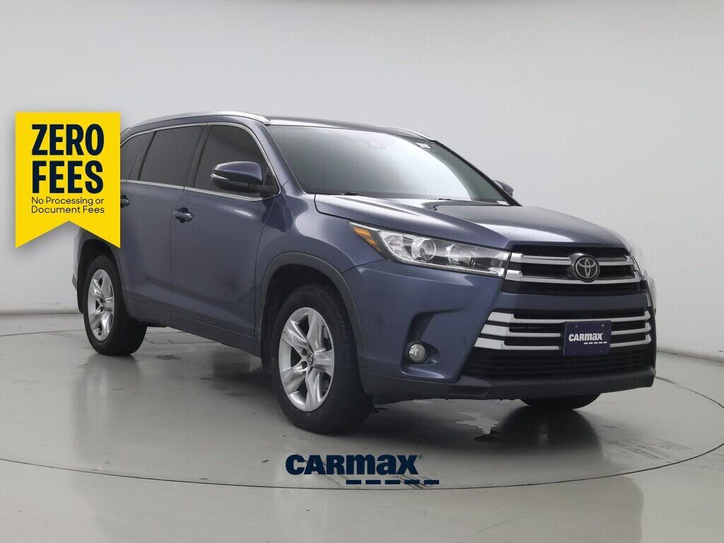 2017 TOYOTA Highlander