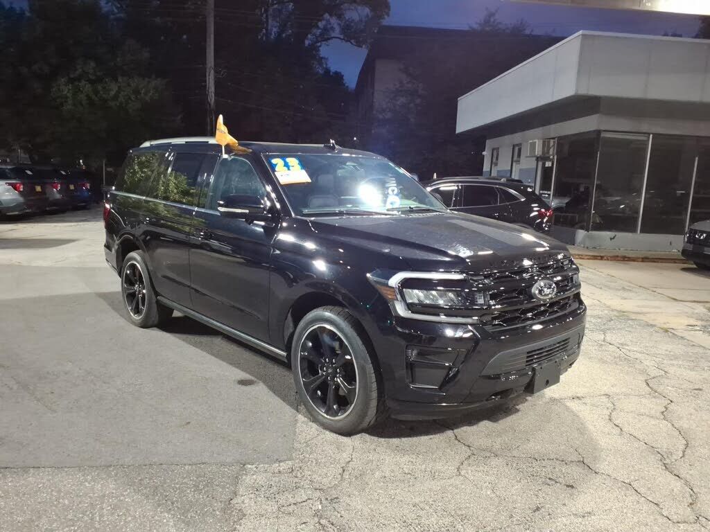 2023 FORD Expedition