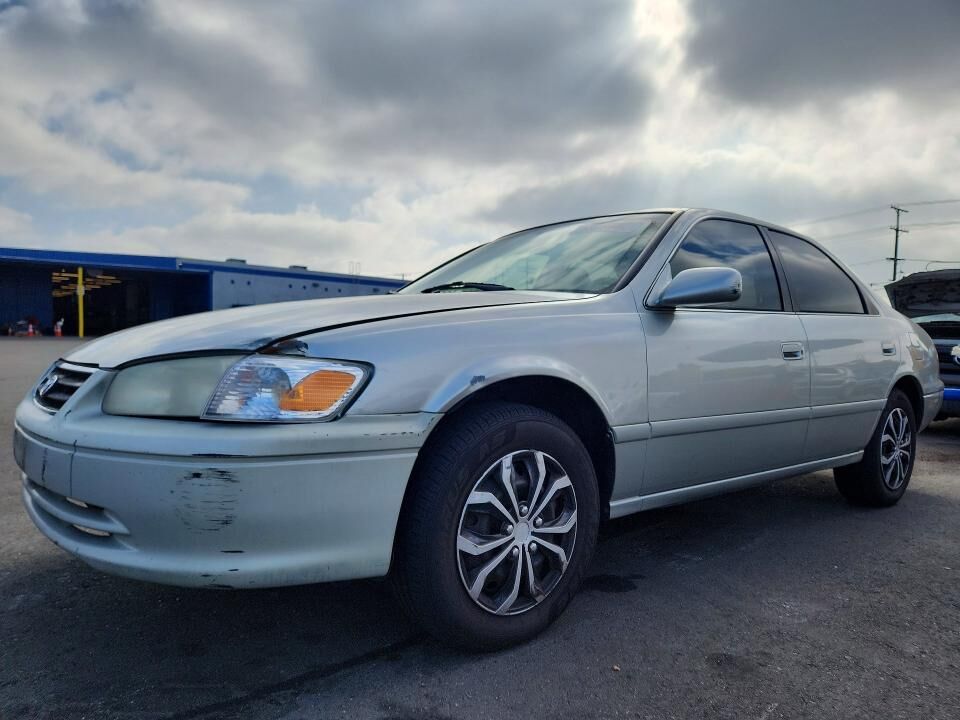 2001 TOYOTA Camry