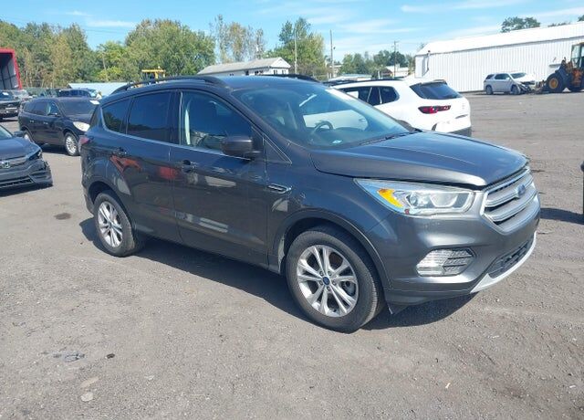 2017 FORD Escape