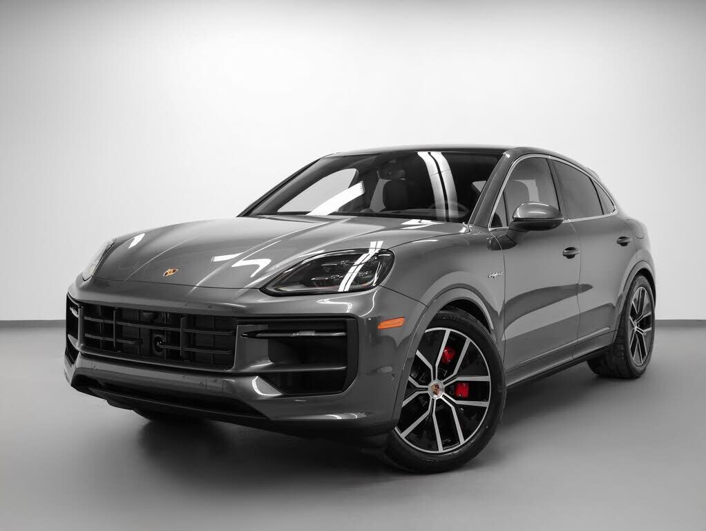 2026 PORSCHE Cayenne