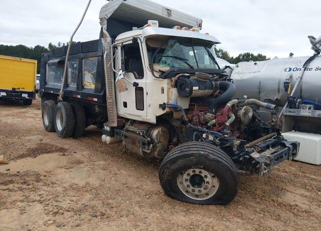 2019 MACK Granite