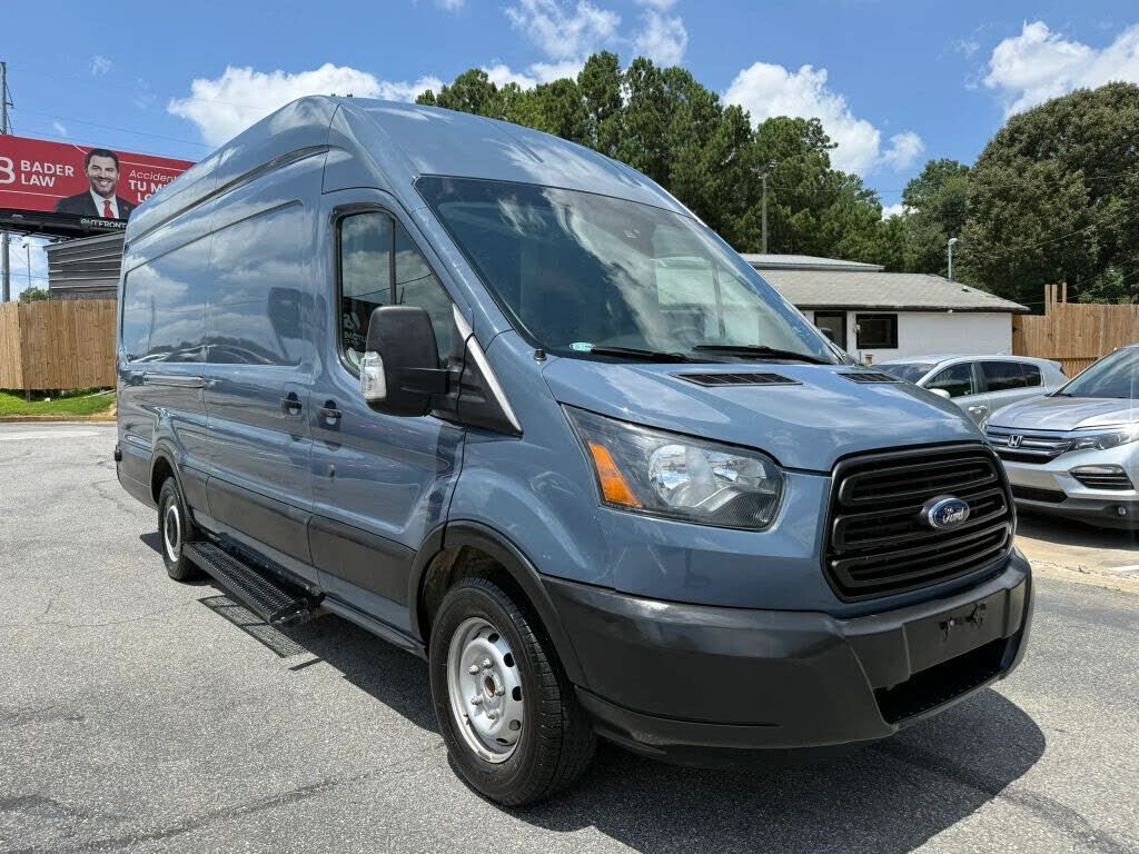 2019 FORD Transit