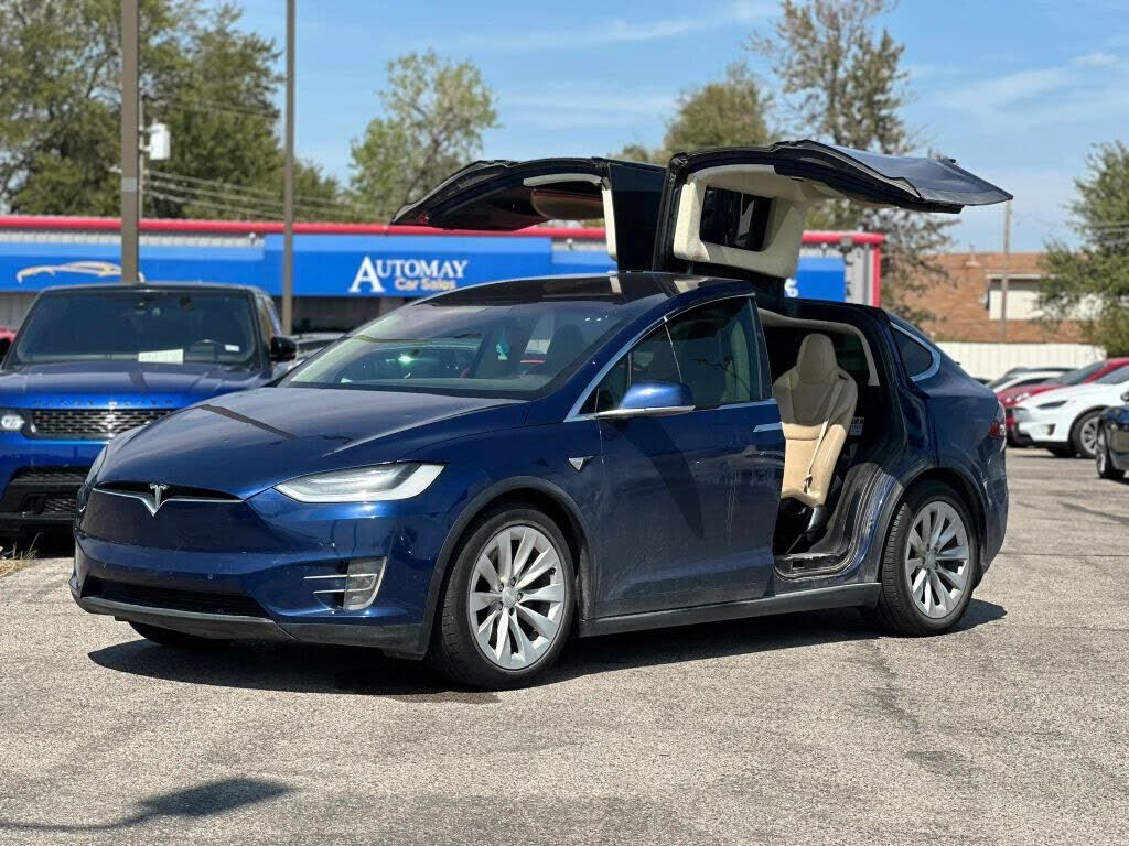2017 TESLA Model X