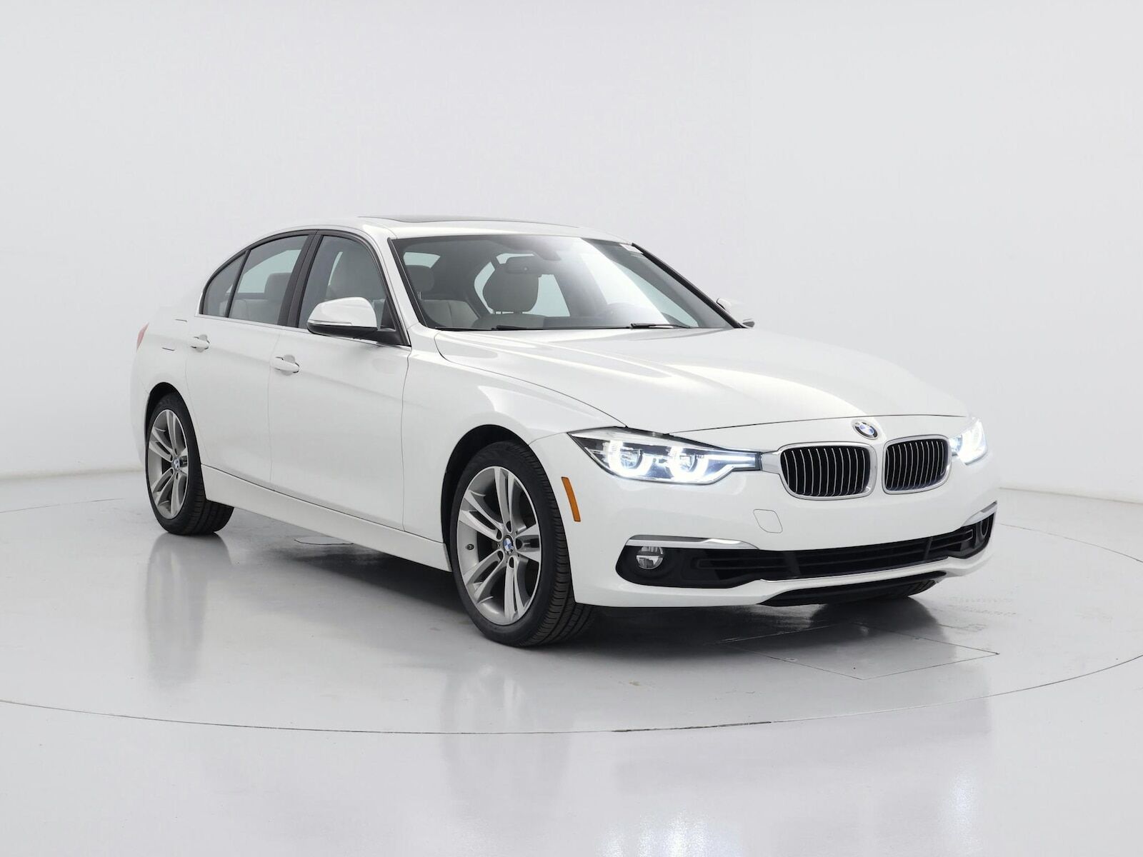 2018 BMW 330i