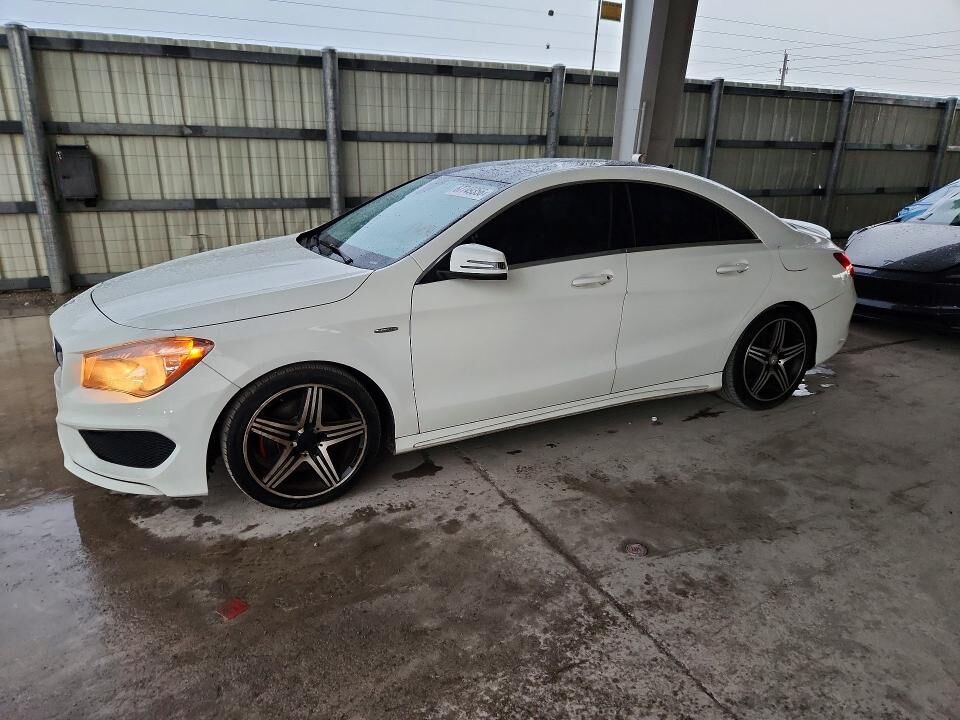 2016 MERCEDES-BENZ CLA-Class