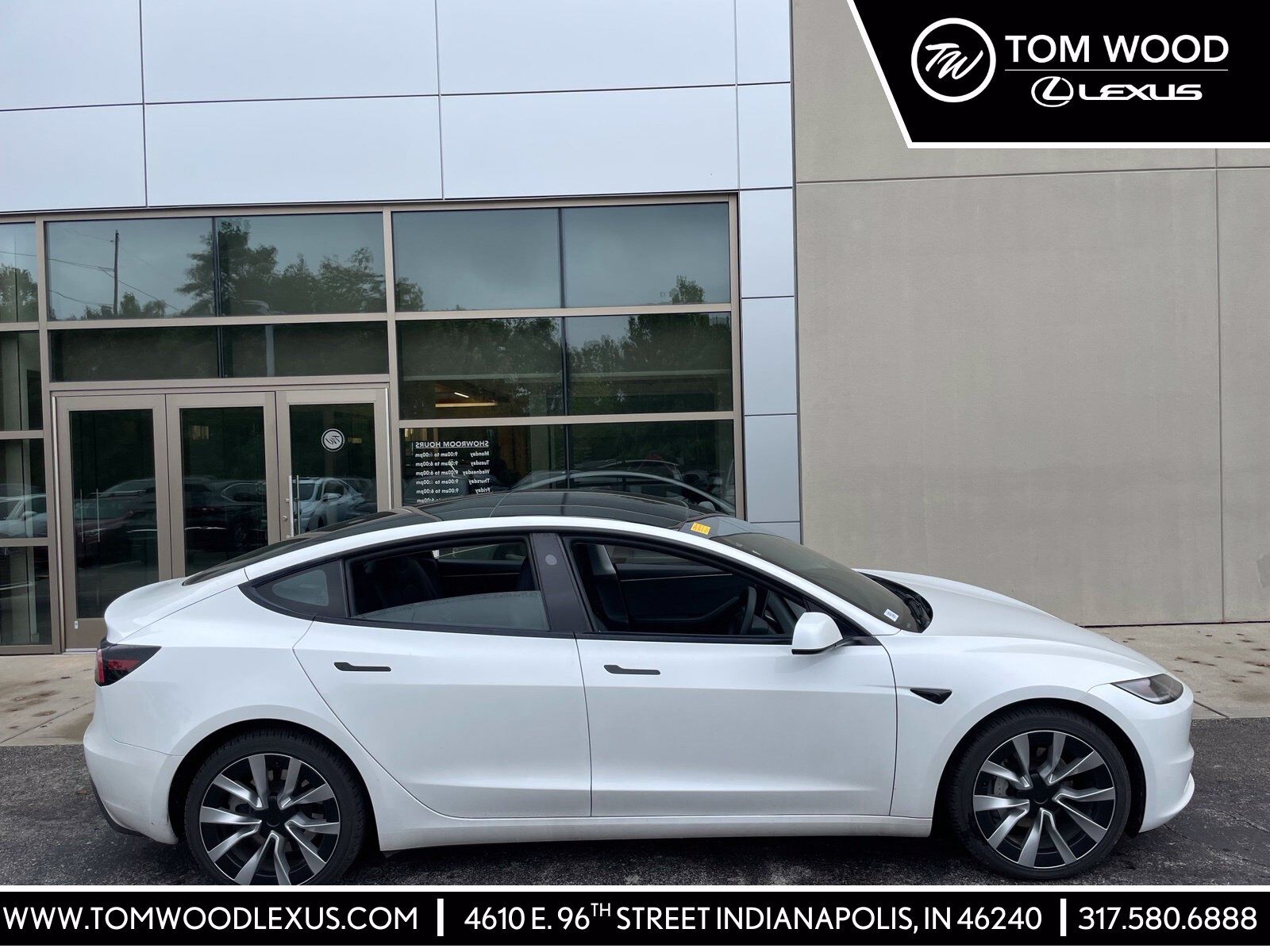 2024 TESLA Model 3