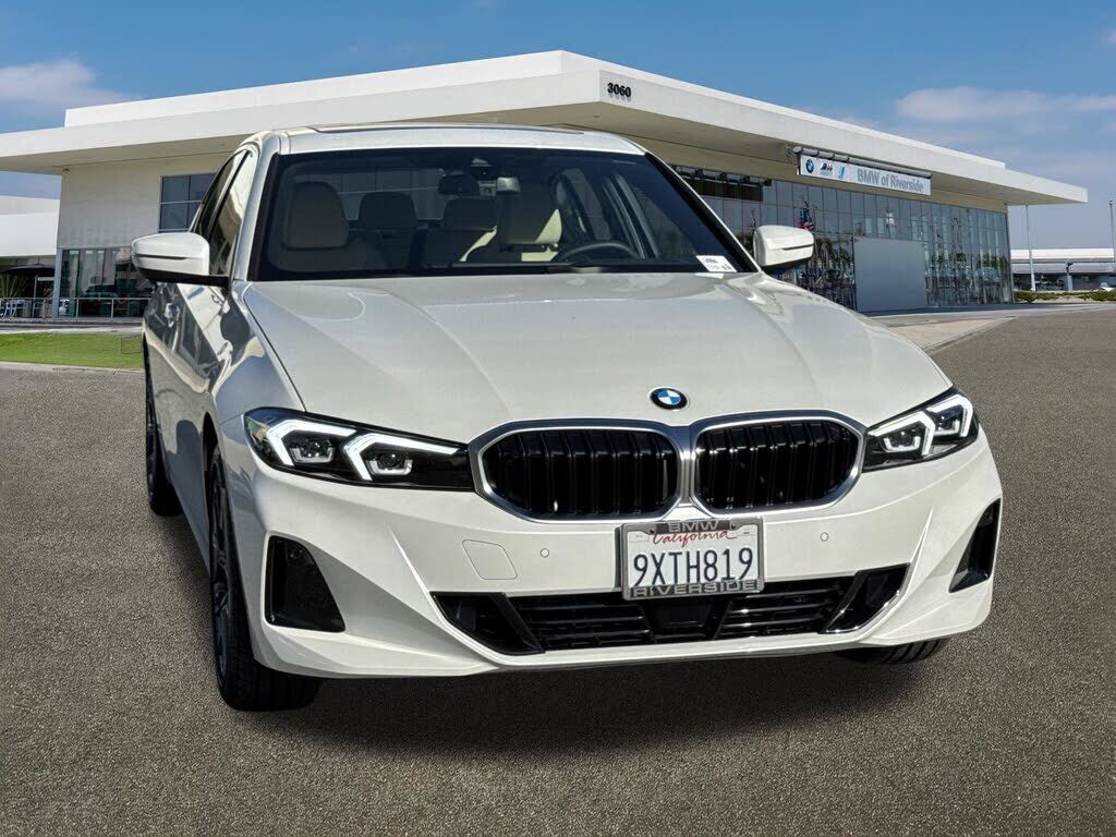 2026 BMW 330i