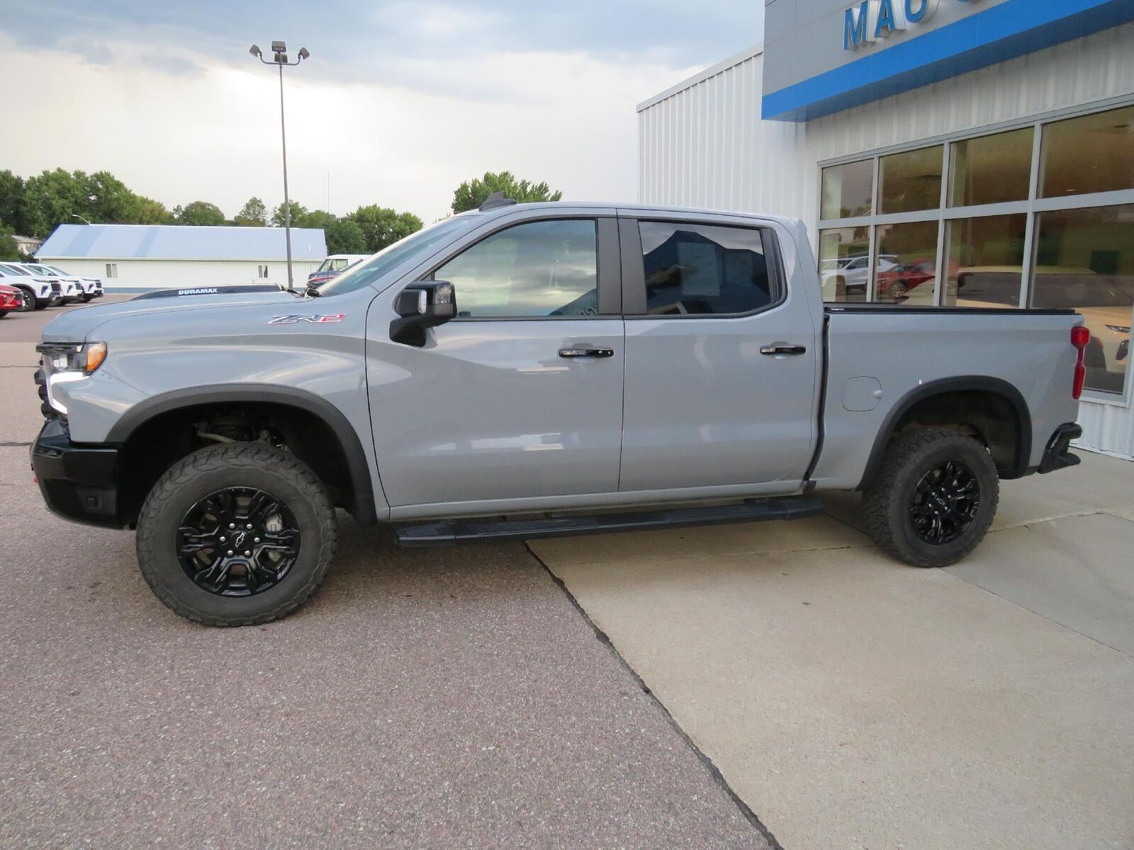 2025 CHEVROLET Silverado