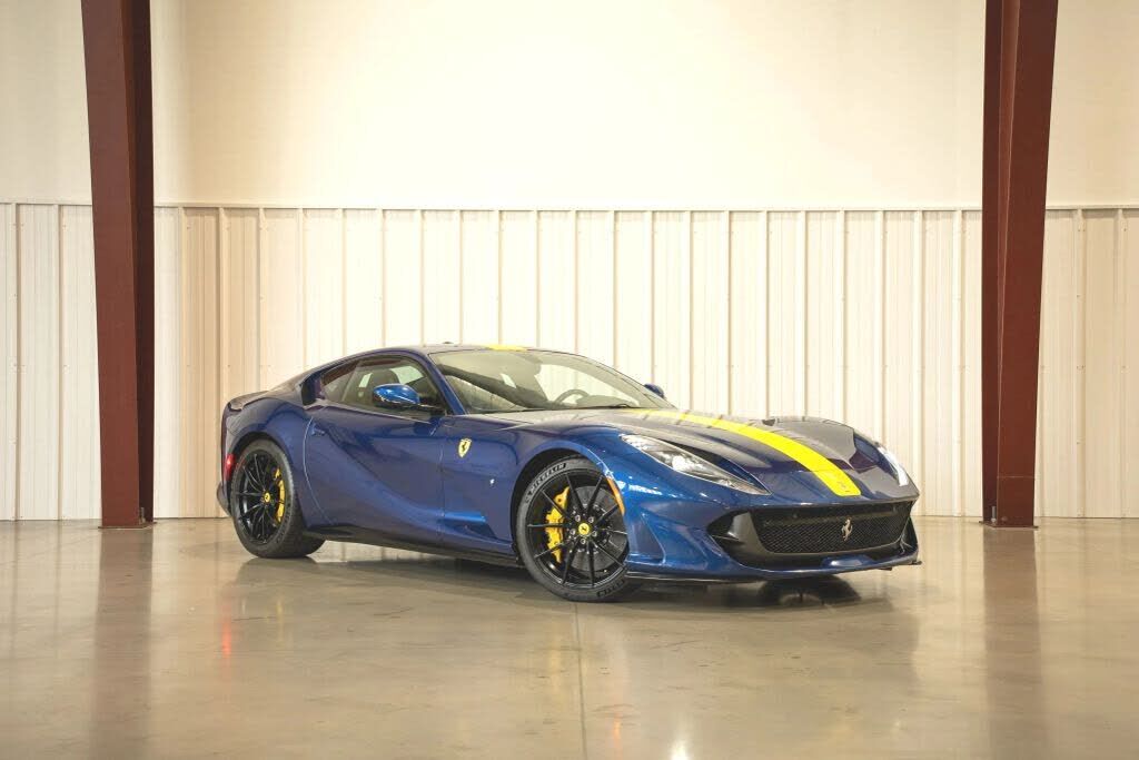 2019 FERRARI 812 Superfast
