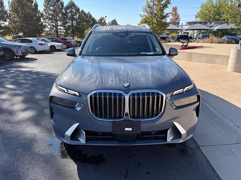 2024 BMW X7