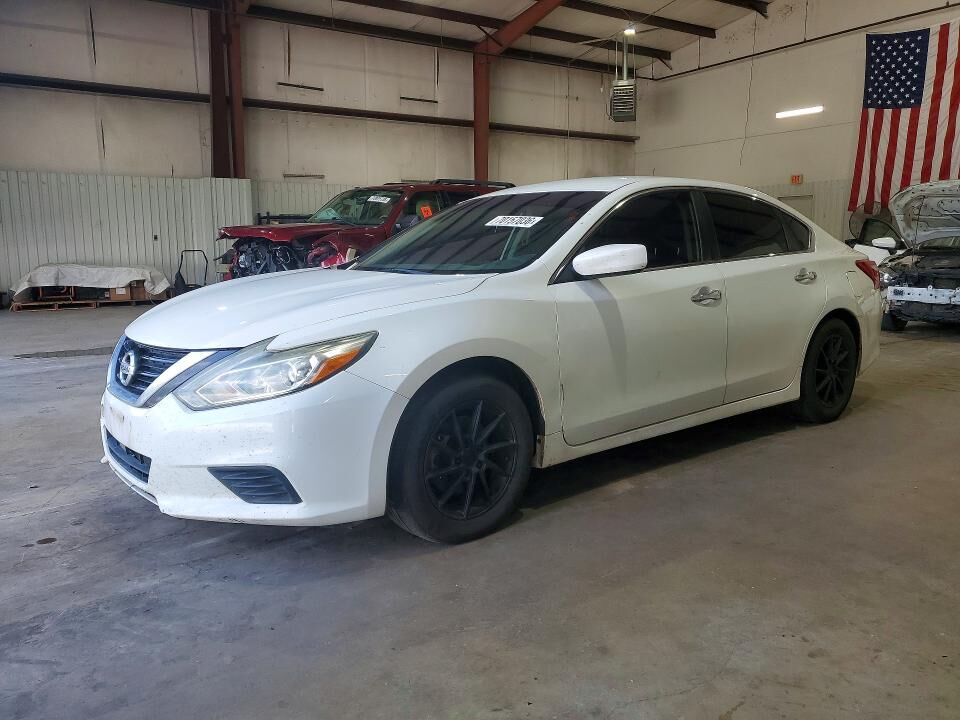 2017 NISSAN Altima