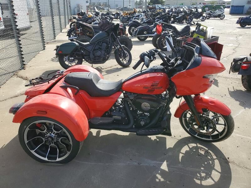 2026 HARLEY-DAVIDSON Road Glide 3