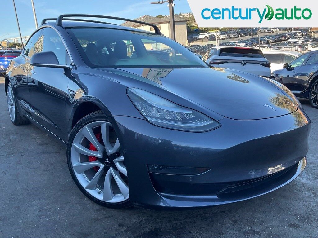 2018 TESLA Model 3