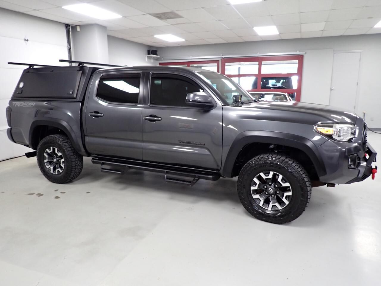 2019 TOYOTA Tacoma