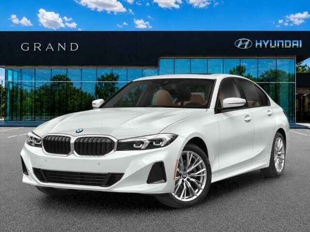 2025 BMW 330i