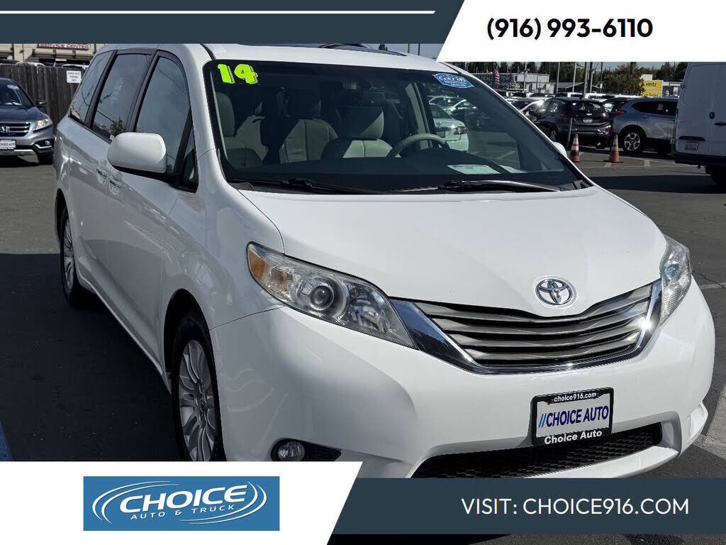 2014 TOYOTA Sienna
