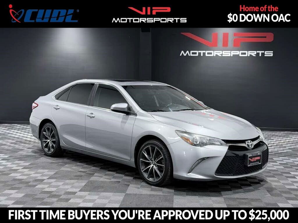 2015 TOYOTA Camry