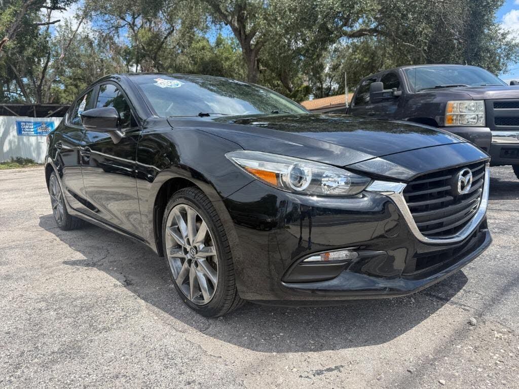 2018 MAZDA Mazda3