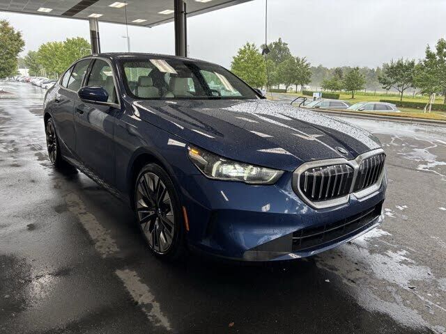2024 BMW 530i