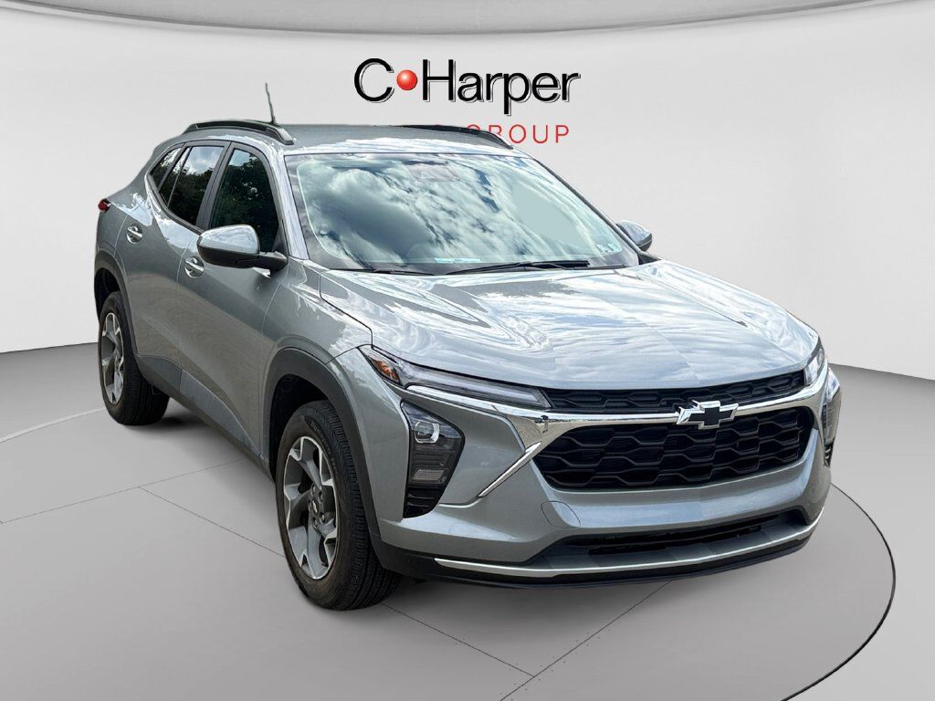 2025 CHEVROLET Trax