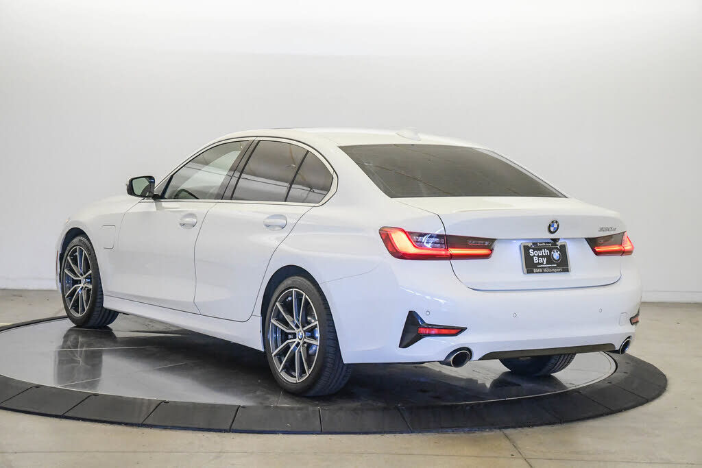 2021 BMW 330e