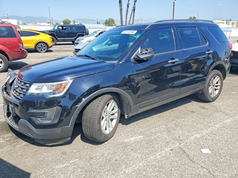 2017 FORD Explorer