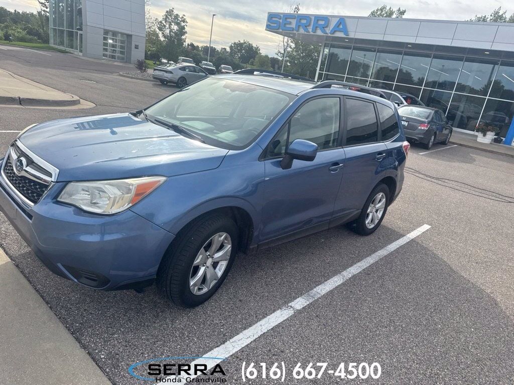 2015 SUBARU Forester