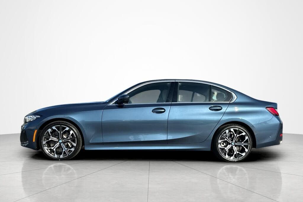 2026 BMW 330i